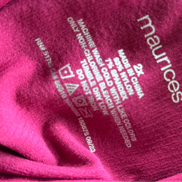 SOLD Two cami tops, size 2x, padded.  Never worn. - Picture 2 of 2